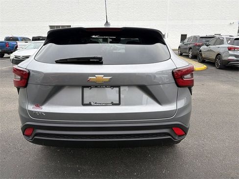 New 2026 Chevrolet Trax LS w/ LS Convenience Package image 5