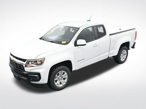 Used 2022 Chevrolet Colorado LT w/ Fleet Safety Package image 17
