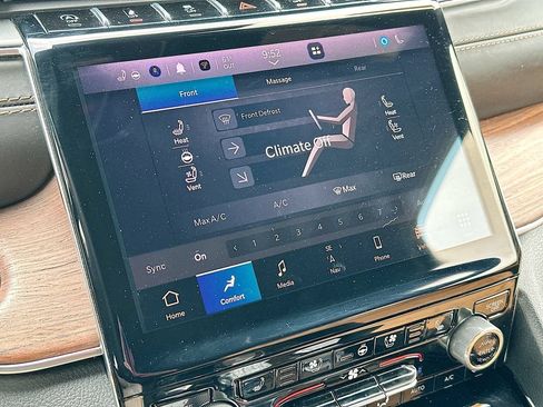 Used 2022 Jeep Grand Cherokee Summit AWD/4WD image 22