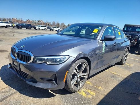 Used 2019 BMW 330i xDrive Sedan w/ Convenience Package AWD/4WD image 1