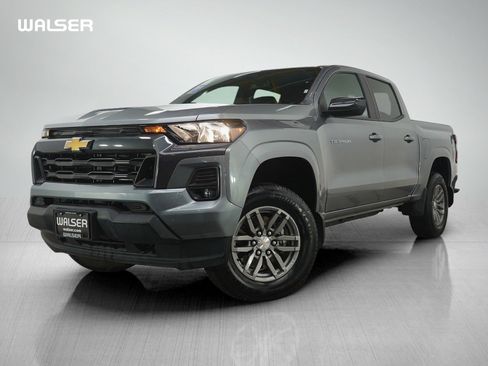 Used 2024 Chevrolet Colorado LT w/ LT Convenience Package II AWD/4WD image 1