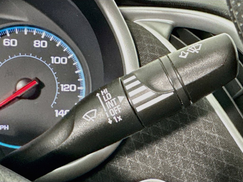 Used 2022 Chevrolet Malibu LS FWD image 14