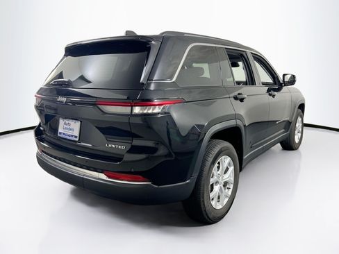 Used 2023 Jeep Grand Cherokee Limited AWD/4WD image 5