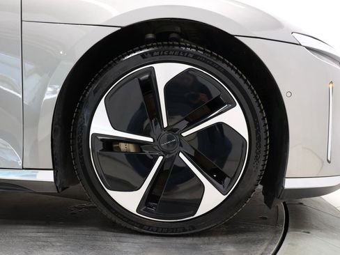 Used 2023 Lucid Air Touring image 94