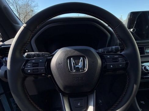 New 2025 Honda Pilot TrailSport image 5