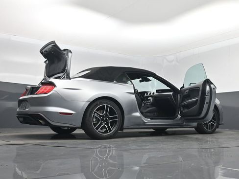 Used 2021 Ford Mustang Premium image 31