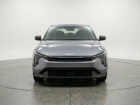Used 2025 Kia K4 FWD image 2