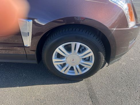 Used 2015 Cadillac SRX Luxury w/ Driver Awareness Package image 10