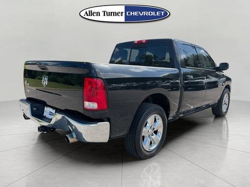 Used 2017 RAM 1500 Big Horn RWD image 4
