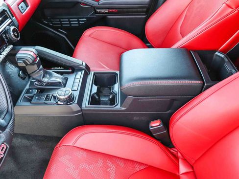 Certified 2025 Toyota Tacoma TRD Pro AWD/4WD image 24