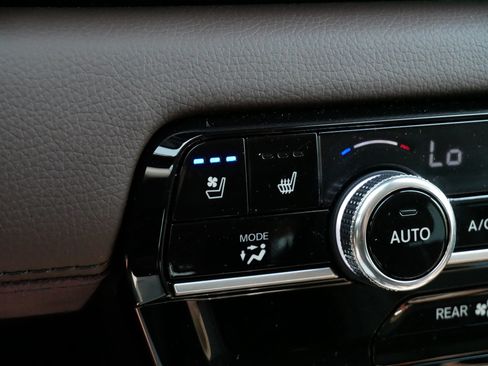Used 2026 Honda Pilot Elite image 30