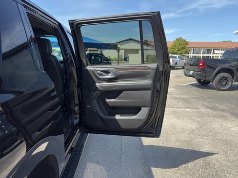 Certified 2021 Chevrolet Suburban Z71 AWD/4WD image 17