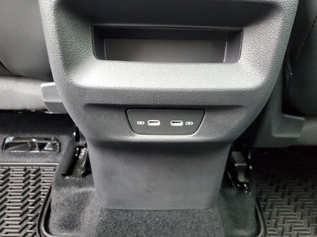 Certified 2026 Volkswagen Tiguan SE FWD image 18