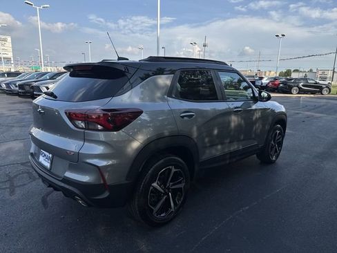 Used 2023 Chevrolet TrailBlazer RS AWD/4WD image 5