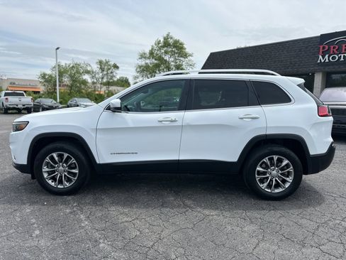 Used 2019 Jeep Cherokee Latitude Plus w/ Comfort/Convenience Group AWD/4WD image 2