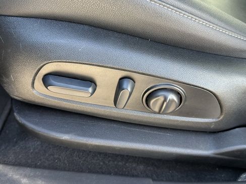 Used 2024 Chevrolet Blazer LT image 12