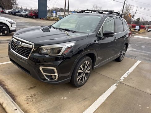 Used 2021 Subaru Forester Limited image 4
