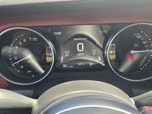 Used 2023 Jeep Wrangler Unlimited Rubicon 4xe AWD/4WD image 20