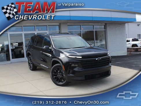 New 2026 Chevrolet Traverse LT image 1