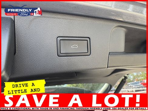 Used 2024 Volkswagen Atlas SE image 8