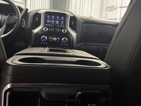 Used 2022 GMC Sierra 1500 SLT w/ SLT Convenience Package AWD/4WD image 34