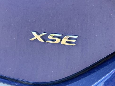 Used 2019 Toyota Corolla XSE FWD image 9