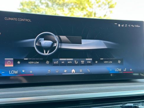 New 2026 BMW X5 xDrive40i w/ M Sport Package image 47