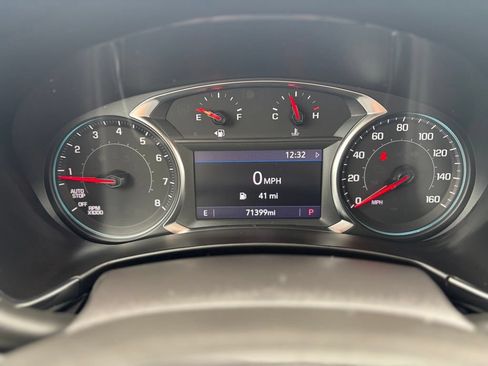 Used 2023 Chevrolet Equinox RS AWD/4WD image 34