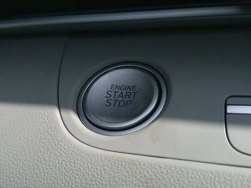 New 2026 Hyundai Elantra Limited image 12