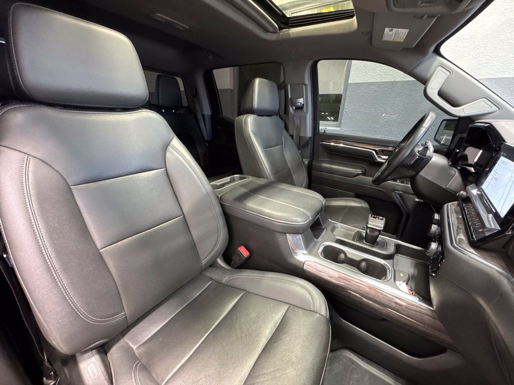 Used 2023 Chevrolet Silverado 1500 LTZ w/ LTZ Premium Package AWD/4WD image 34