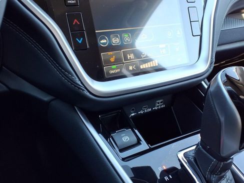 Certified 2025 Subaru Outback Premium w/ Popular Package #1A image 6