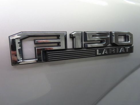 Used 2017 Ford F150 Lariat w/ Equipment Group 501A Mid AWD/4WD image 48