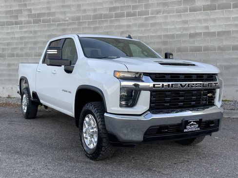 Used 2022 Chevrolet Silverado 2500 LT w/ Fleet Comfort Package image 3