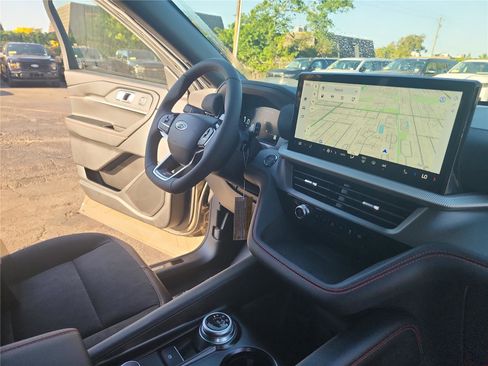 New 2026 Ford Explorer ST image 28