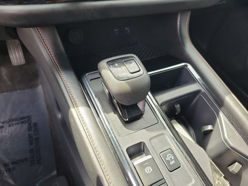 Used 2024 Nissan Pathfinder Rock Creek AWD/4WD image 22