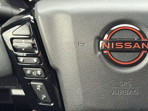Used 2022 Nissan Frontier Pro-X RWD image 21