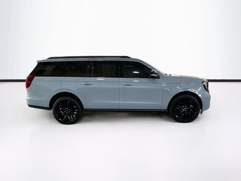 Used 2026 Ford Expedition Max Platinum w/ Stealth Performance Package AWD/4WD image 4