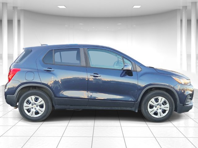 Used 2019 Chevrolet Trax LS w/ Tint and Cruise Package FWD image 2