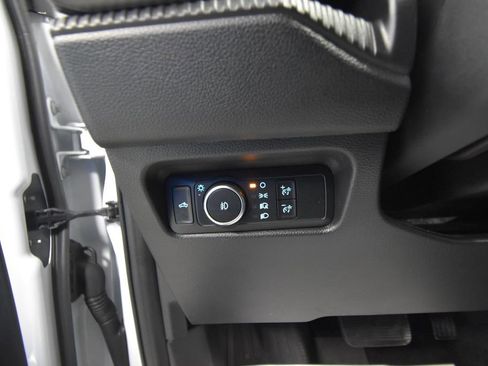 Used 2024 Ford Ranger XLT w/ Technology Package image 6