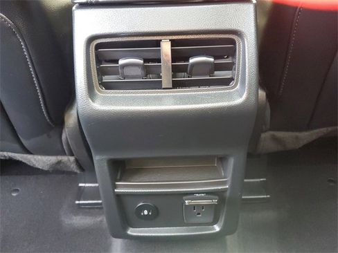 Certified 2024 Ford Edge SEL w/ Convenience Package image 32