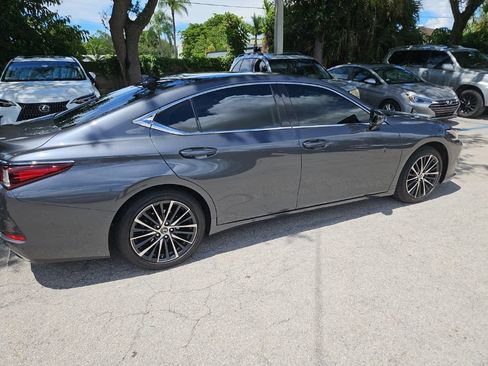 Certified 2025 Lexus ES 350 w/ Premium Package FWD image 6