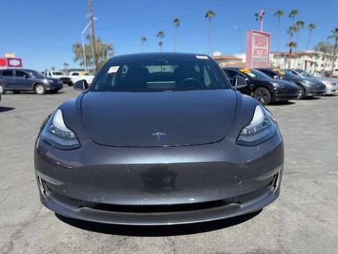 Used 2020 Tesla Model 3 Standard Range RWD image 8