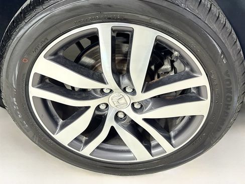 Used 2016 Honda Pilot Touring image 40
