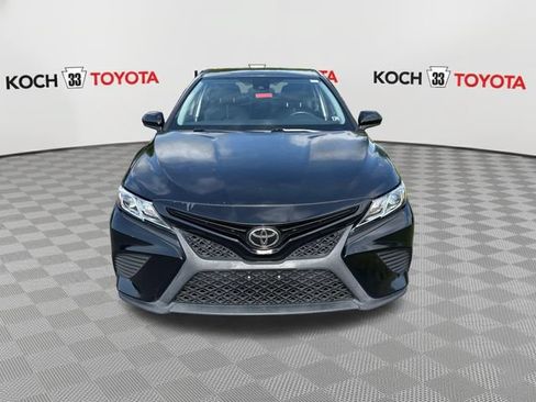 Used 2020 Toyota Camry SE AWD/4WD image 2