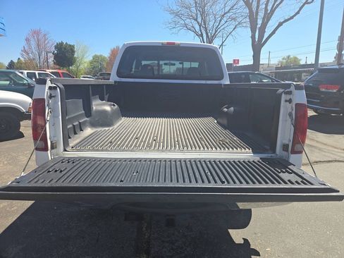 Used 2003 Ford F250 XLT AWD/4WD image 8