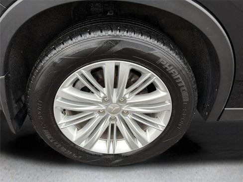 Used 2023 Mitsubishi Outlander ES image 28