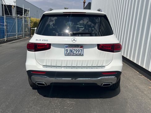Used 2023 Mercedes-Benz GLB 250 image 5