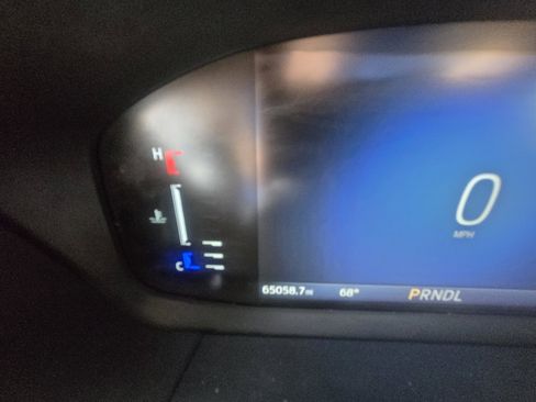 Used 2023 Ford Escape ST-Line Select AWD/4WD image 19