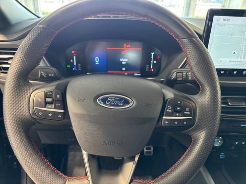 Used 2023 Ford Escape ST-Line w/ Tech Pack #1 FWD image 8