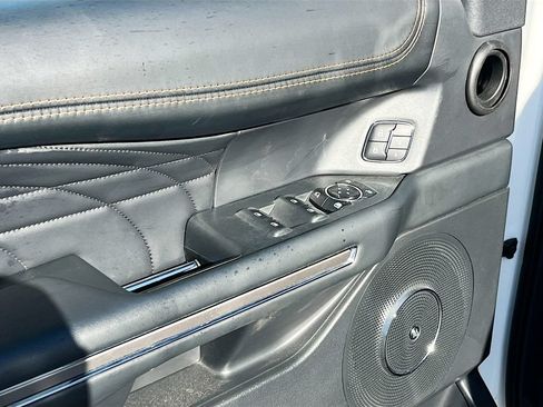 Used 2023 Ford Expedition Platinum AWD/4WD image 18